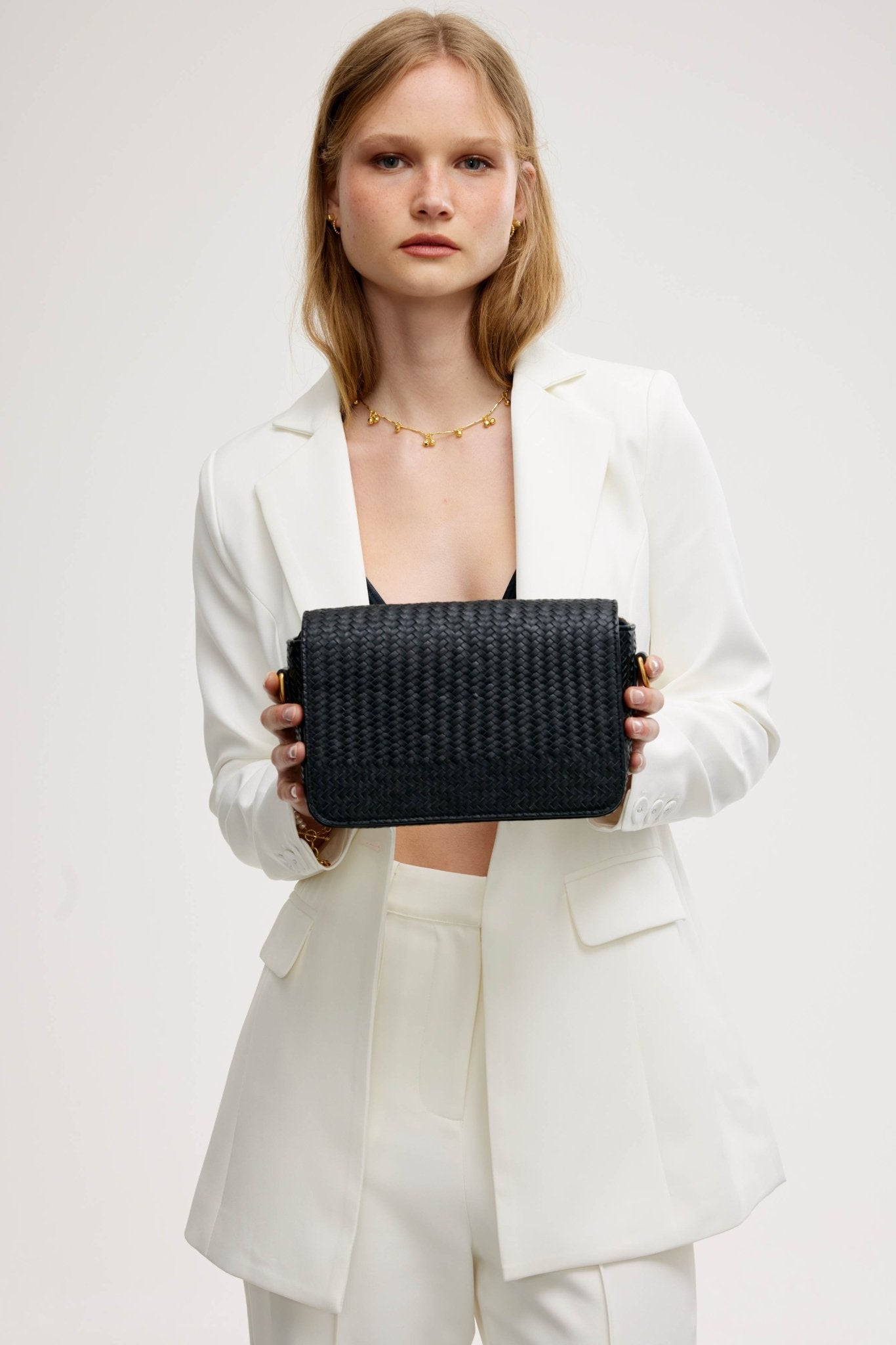 Elsa Woven Crossbody Bag - Lanamara