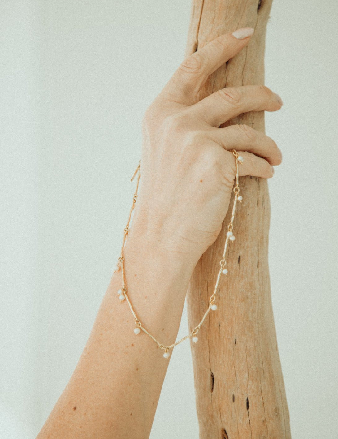 Pearl Choker Necklace - Lanamara