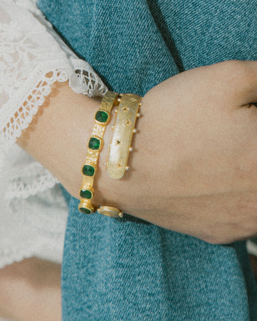 Reverie Hammered Emerald Bangle - Lanamara
