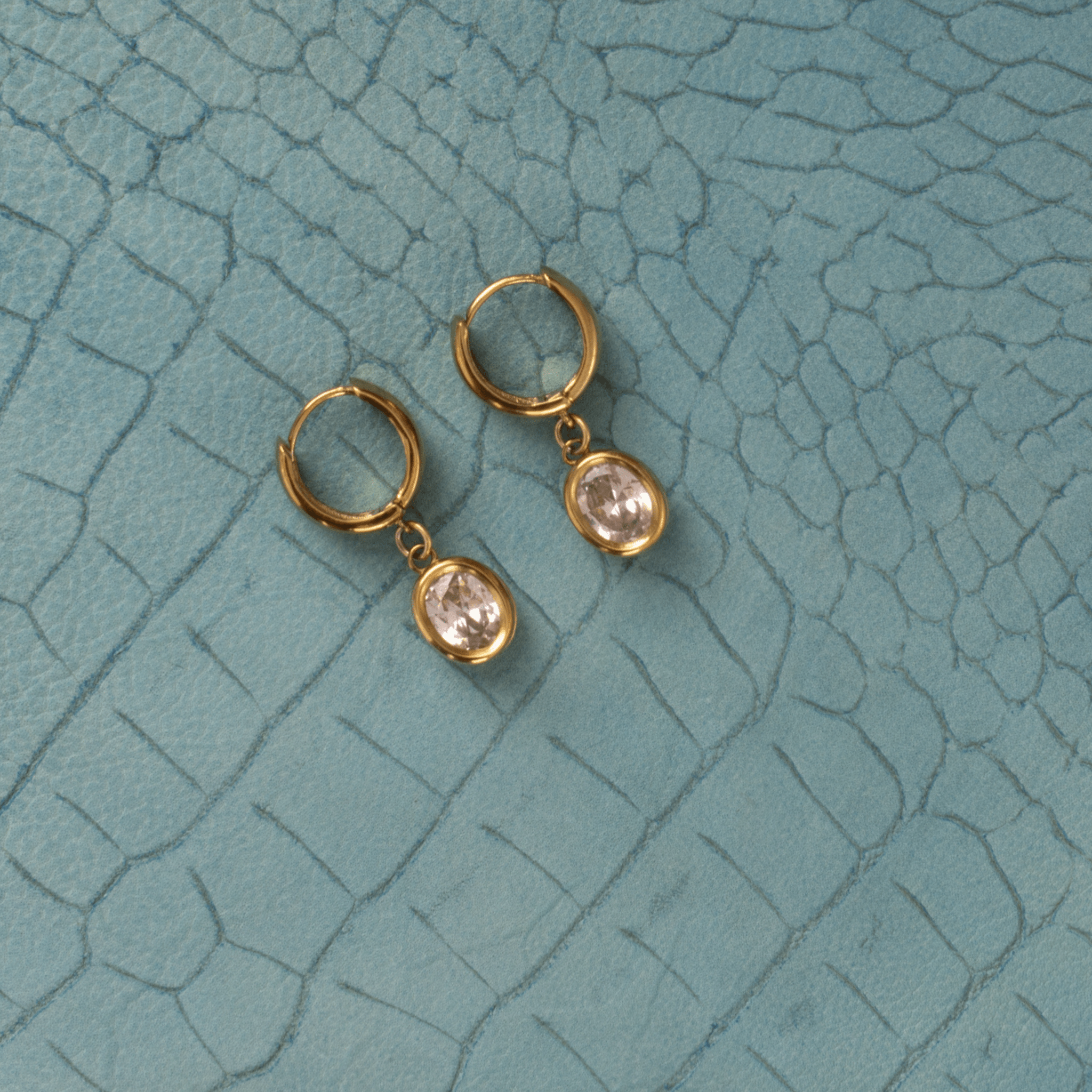 Vintage Clarity Huggies – Oval - Lanamara